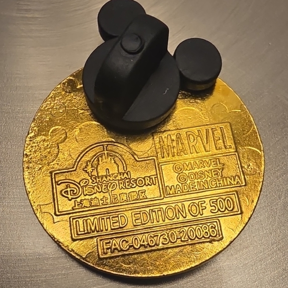 Disney & Marvel Collector Pin – Gold | Very Rare Limited Edition 1 of 500 - Picture 2 of 3